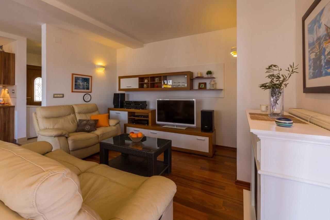 Apartment Egita Crikvenica Exterior photo